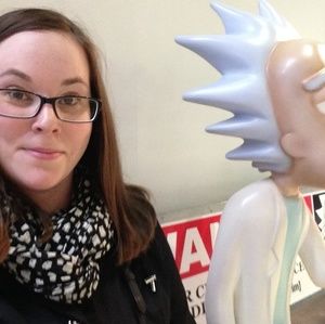 Meet your Posher, Elise